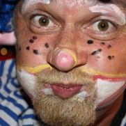 6. april: Karneval na Trgu djece Sarajeva