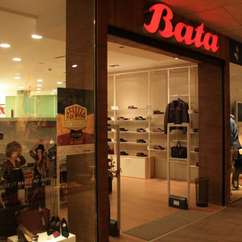 Bata and Navigare at a new location in the BBI Center