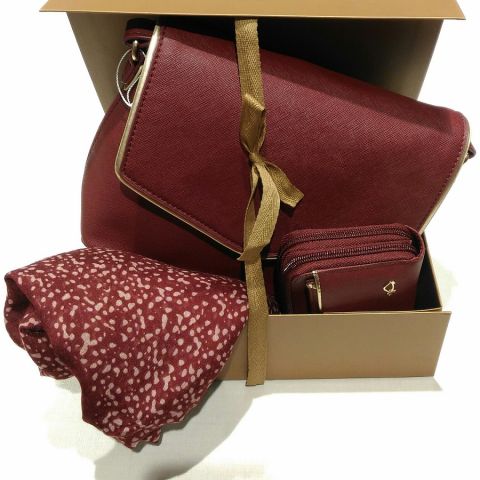 Carpisa for beautiful holiday presents